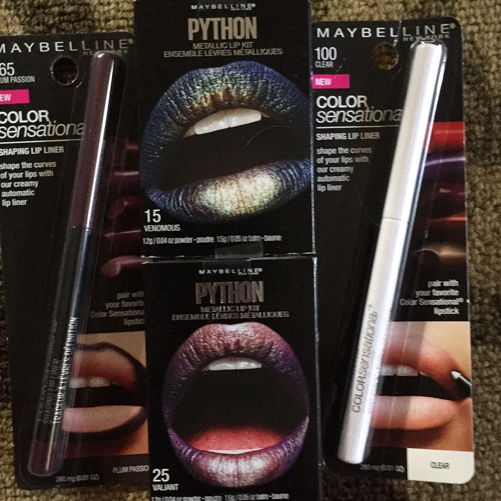 Maybeline lip bundle nwot
